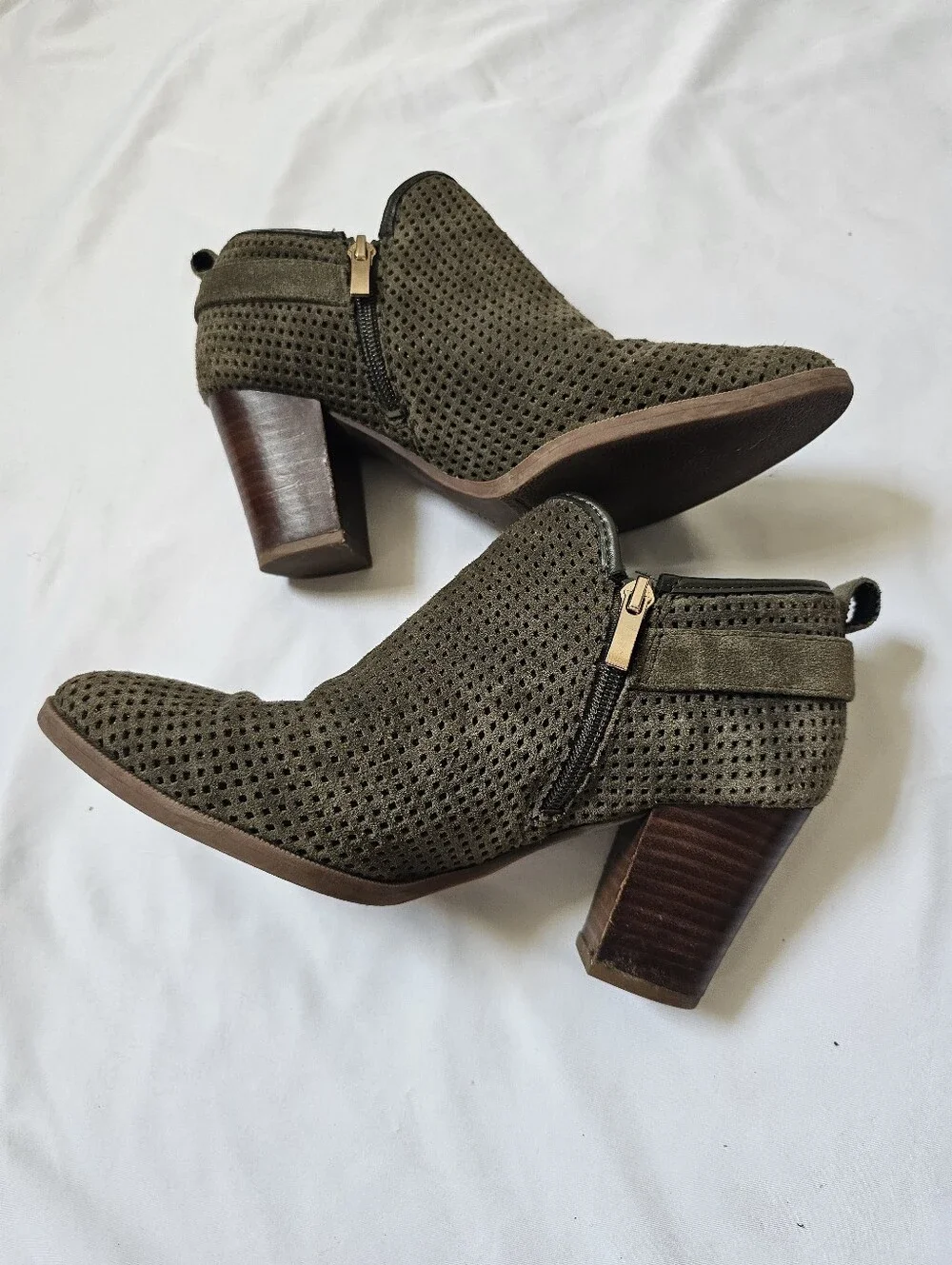 Franco Sarto Olive Suede Perforated Ankle Booties Size 7.5 Block Heel
